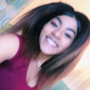 Meet your Posher, Azuria